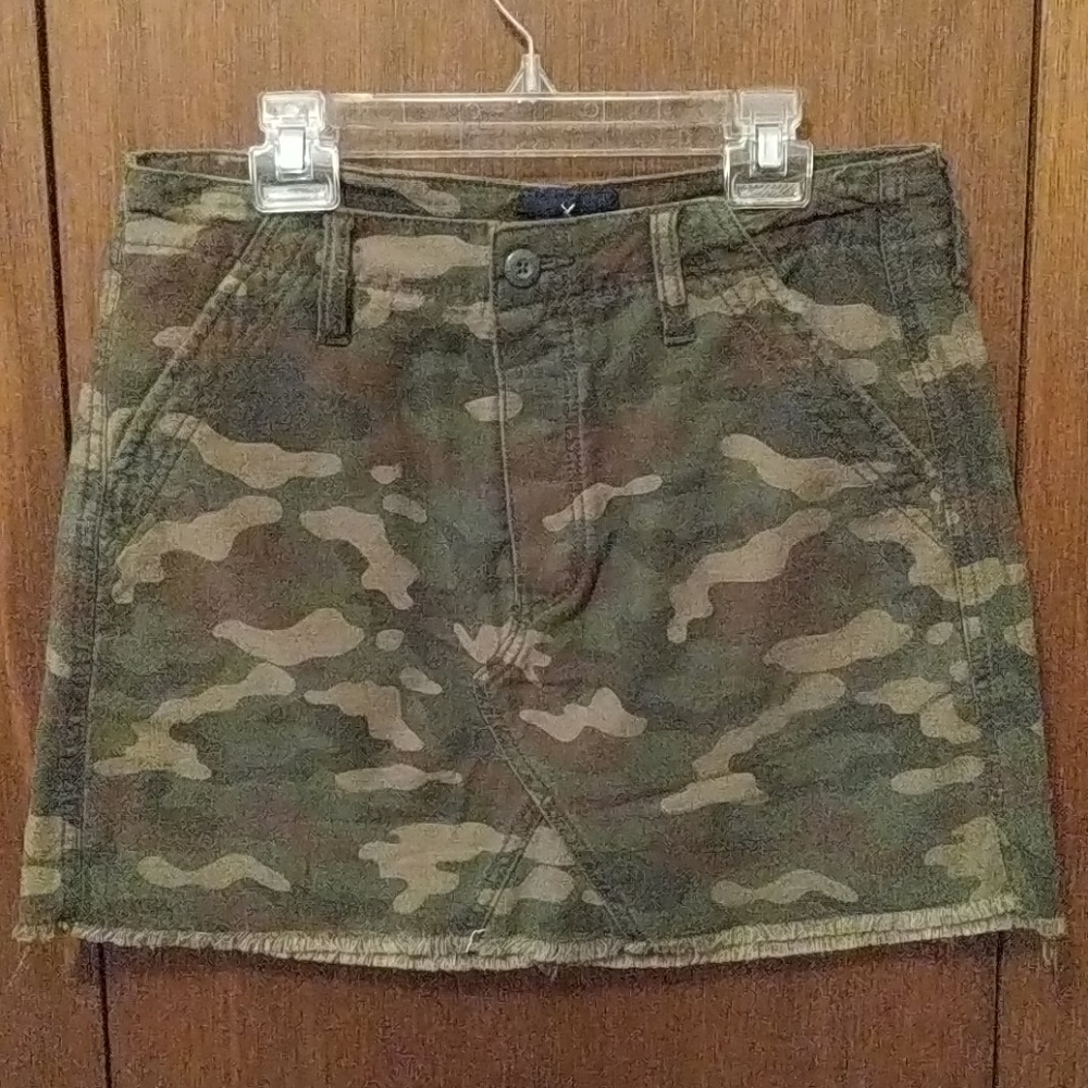 Camo skirt